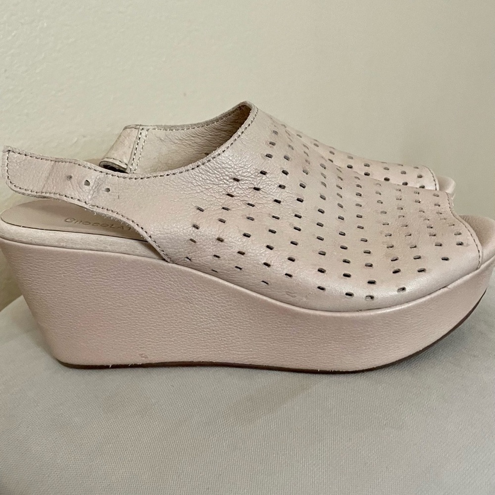 Chocolat Blu Taupe Wala Leather Wedge Sandal